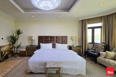 Villa in Palm Jumeirah, Dubai 5 bedrooms, 684.7 sq.m. № 55125 - photo 13
