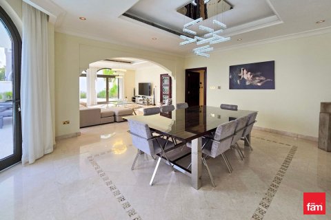Villa in Palm Jumeirah, Dubai 5 bedrooms, 684.7 sq.m. № 55125 - photo 20