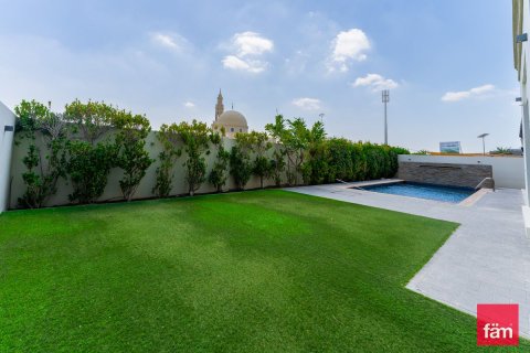 Villa in Al Furjan, Dubai 6 bedrooms, 609.9 sq.m. № 55126 - photo 17