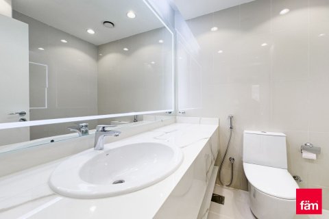 Villa in Dubai 4 bedrooms, 468.5 sq.m. № 133918 - photo 9
