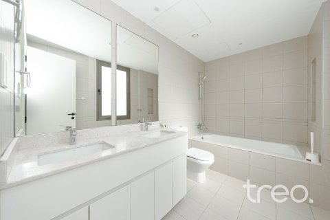 Adosado en Town Square, Dubai, 3 dormitorios, 195.93 m², № 133915 - foto 3