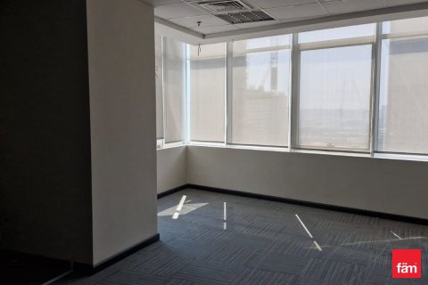 Oficina en Dubai, 85.1 m², № 96491 - foto 2