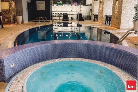 Снять в аренду квартиру в Дубай Марине, Дубай: 2 спальни, 109.5м², № 96490 - фото 2