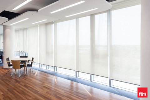 Bureau à Dubai, 117.1 m², № 47910 - photo 1