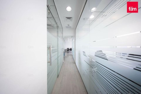 Bureau à Business Bay, Dubai, 83.7 m², № 137627 - photo 8