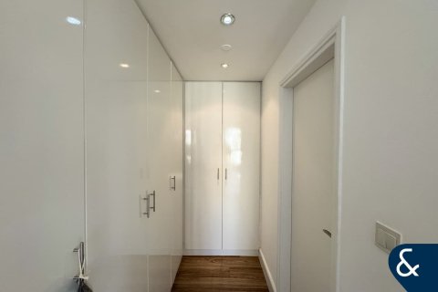 Appartement à Jumeirah Beach Residence, Dubai, 3 chambres, 176 m², № 88792 - photo 2