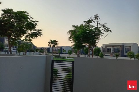 Villa en Dubai, 2 dormitorios, 135.1 m², № 83496 - foto 15