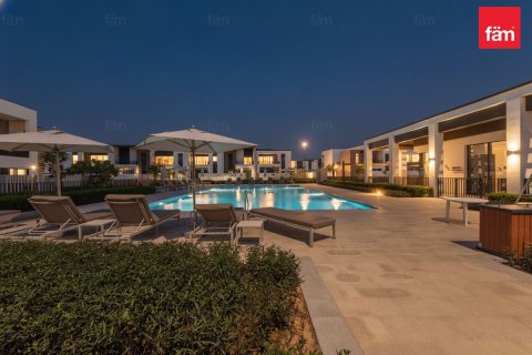 Townhouse in Dubai 3 bedrooms, 144.8 sq.m. № 118456