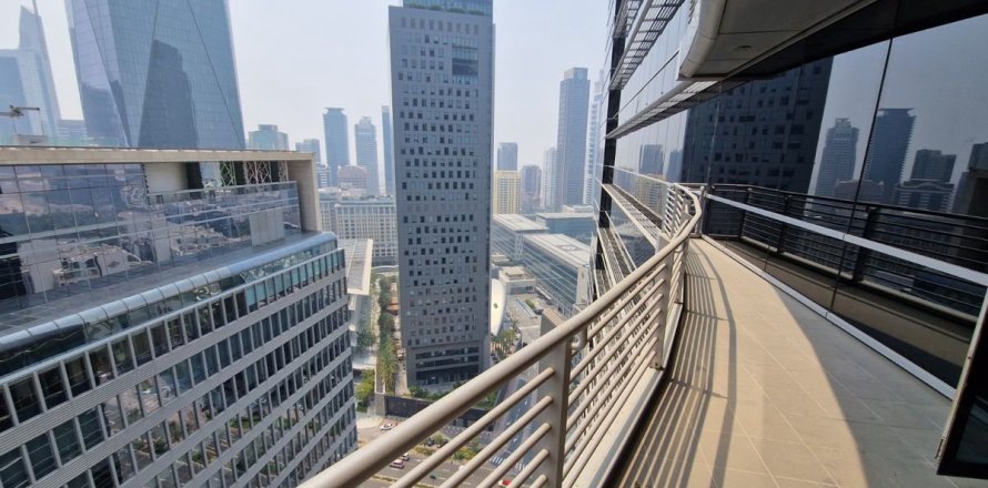 Квартира в DIFC, Дубай, 4 спальни, 446.8м², № 8549