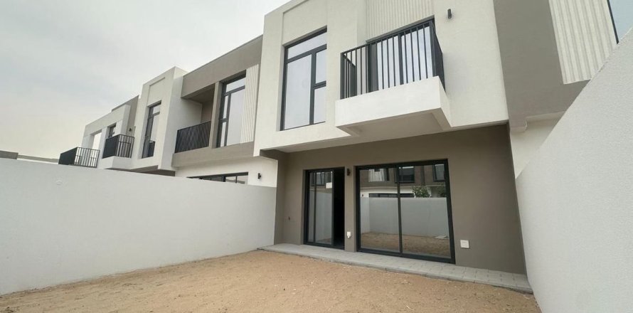 Villa in Dubai 3 bedrooms, 152.1 sq.m. № 50888