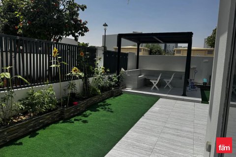 تاون هاوس في دبي 4 غرف نوم, 255 م² رقم 96247 - صورة 3