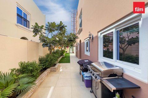 Adosado en Dubai, 4 dormitorios, 230.5 m², № 96248 - foto 8