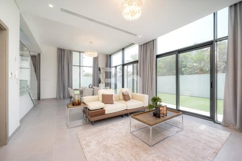 Villa in Al Furjan, Dubai 5 bedrooms, 675 sq.m. № 56594 - photo 15