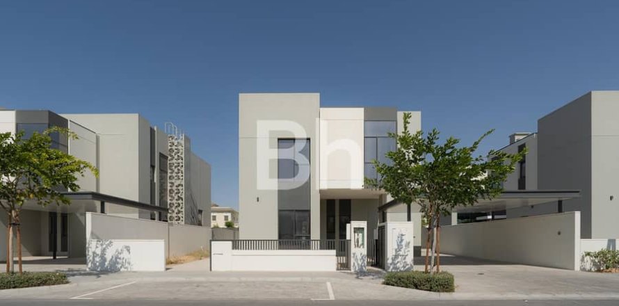 Villa in Al Furjan, Dubai 5 bedrooms, 675 sq.m. № 56594