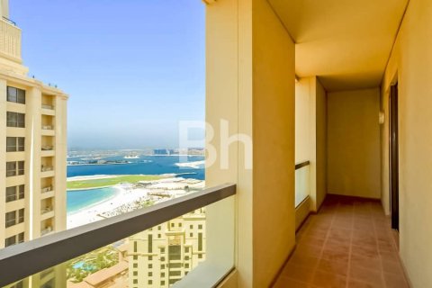 Apartment in Jumeirah Beach Residence, Dubai 4 bedrooms, 263 sq.m. № 56593 - photo 12