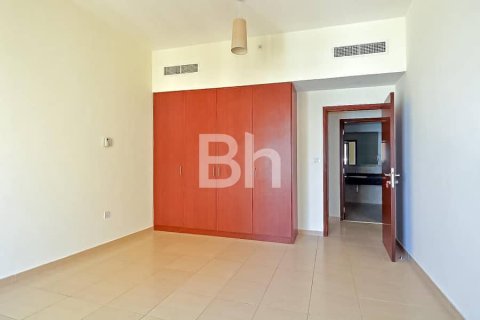 Apartment in Jumeirah Beach Residence, Dubai 4 bedrooms, 263 sq.m. № 56593 - photo 1