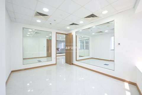 Office in Business Bay, Dubai 94.6 sq.m. № 42782 - photo 5