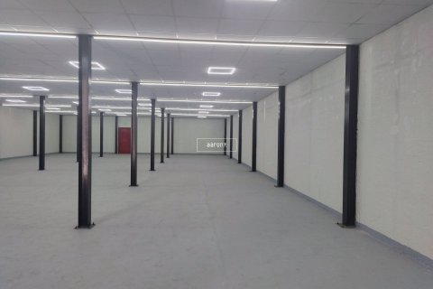 Снять в аренду склад в Al Quoz, Дубай: 766.4м², № 42778 - фото 4