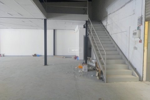 Снять в аренду склад в Al Quoz, Дубай: 766.4м², № 42778 - фото 10