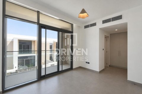 Adosado en Ruba, Arabian Ranches 3, Dubai, 3 dormitorios, 145.67 m², № 134182 - foto 14