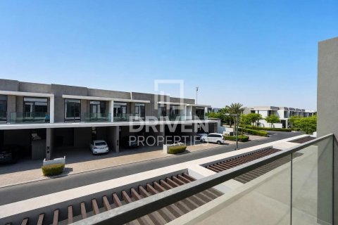 Adosado en Ruba, Arabian Ranches 3, Dubai, 3 dormitorios, 145.67 m², № 134182 - foto 7