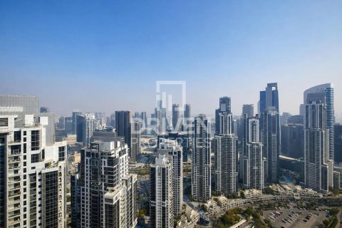 Apartment in Paramount Tower Hotel & Residences, Business Bay, Dubai 2 bedrooms, 108.42 sq.m. № 134176 - photo 16