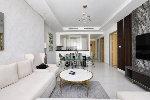 Apartment in Paramount Tower Hotel & Residences, Business Bay, Dubai 2 bedrooms, 108.42 sq.m. № 134176 - photo 3