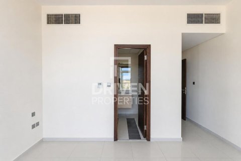Townhouse in Dubai 3 bedrooms, 176.98 sq.m. № 134179 - photo 12