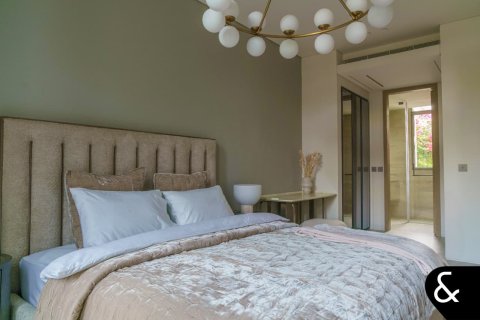 Купить виллу в Jumeirah Islands, Дубай: 4 спальни, 506м², № 78696 - фото 10