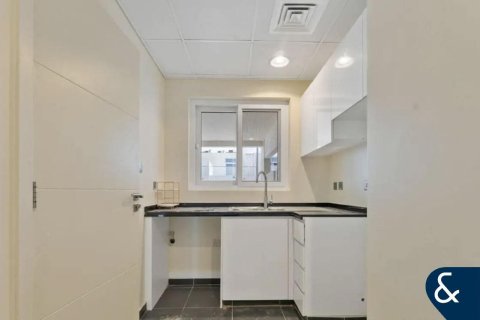 Adosado en DAMAC Hills (Akoya by DAMAC), Dubai, 3 dormitorios, 224 m², № 78688 - foto 4