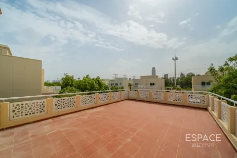 فيلا في Meadows, دبي 3 غرف نوم, 155 م² رقم 122858 - صورة 17