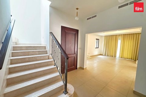 Villa à Dubai, 4 chambres, 405 m², № 123472 - photo 2