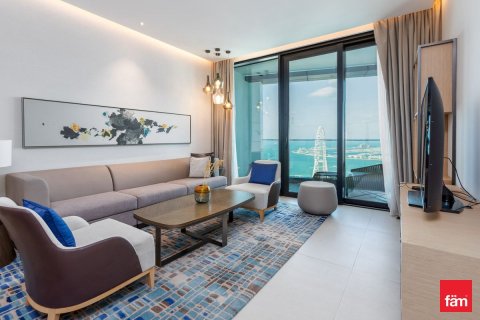 Apartment in Dubai 3 bedrooms, 177.3 sq.m. № 123473 - photo 2
