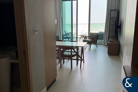 Apartment in SLS Dubai Hotel & Residences, Business Bay, Dubai 1 bedroom, 108 sq.m. № 76059 - photo 1