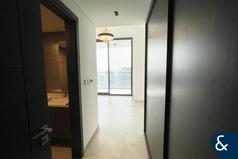 Apartment in Business Bay, Dubai 2 bedrooms, 118 sq.m. № 76062 - photo 15
