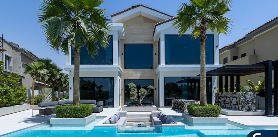 Villa in Earth, Jumeirah Golf Estates, Dubai 5 bedrooms, 742 sq.m. № 76057
