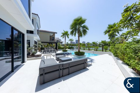 Villa à Earth, Jumeirah Golf Estates, Dubai, 5 chambres, 742 m², № 76057 - photo 17