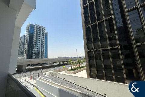Снять в аренду квартиру в Бизнес-Бэе, Дубай: 3 спальни, 137м², № 76060 - фото 6