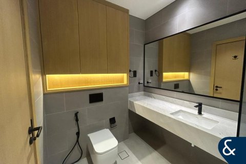 Снять в аренду квартиру в Бизнес-Бэе, Дубай: 3 спальни, 137м², № 76060 - фото 13