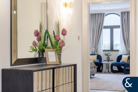 Villa en Garden Homes, Palm Jumeirah, Dubai, 4 dormitorios, 1245 m², № 76063 - foto 8