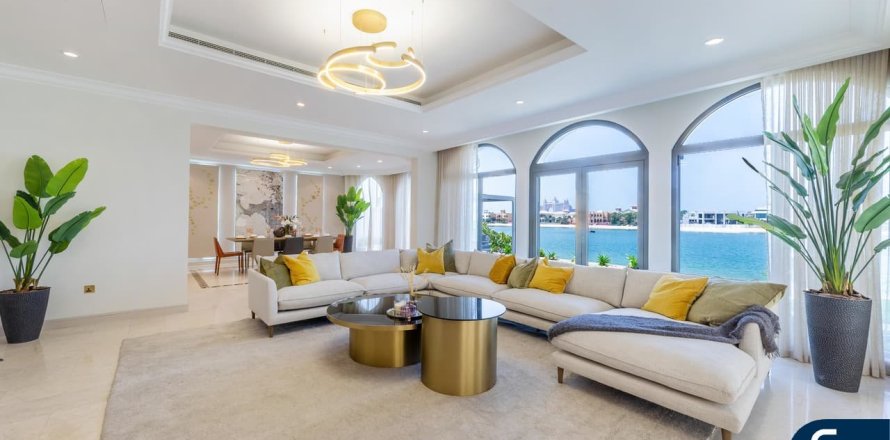 Villa en Garden Homes, Palm Jumeirah, Dubai, 4 dormitorios, 1245 m², № 76063