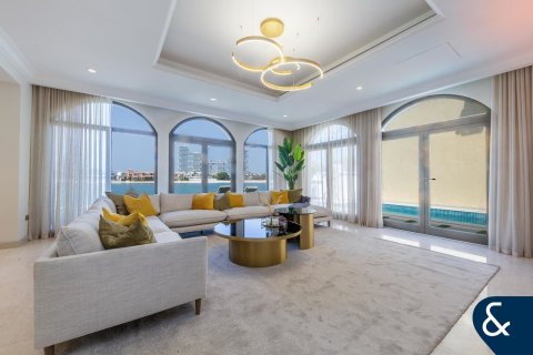 Villa en Garden Homes, Palm Jumeirah, Dubai, 4 dormitorios, 1245 m², № 76063 - foto 2