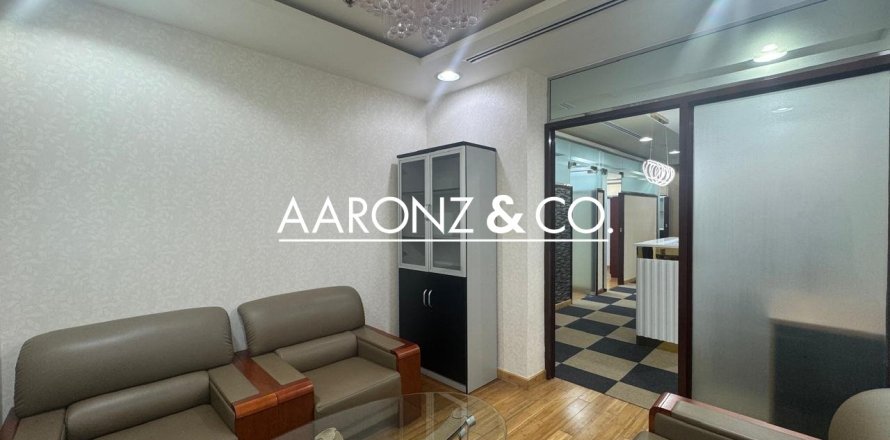 Oficina en Business Bay, Dubai, 89 m², № 89081