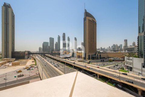 Penthouse in Dubai 4 bedrooms, 495 sq.m. № 23988 - photo 8