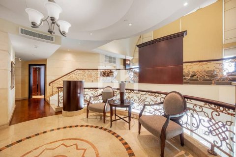 Penthouse in Dubai 4 bedrooms, 495 sq.m. № 23988 - photo 25