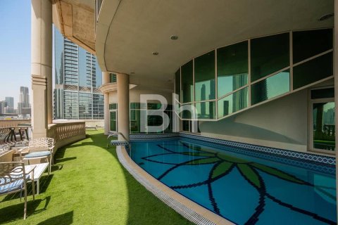 Penthouse in Dubai 4 bedrooms, 495 sq.m. № 23988 - photo 13