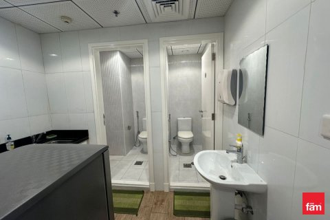 Bureau à Dubai, 118 m², № 97764 - photo 9