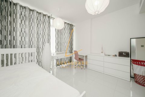 Villa en DAMAC Hills (Akoya by DAMAC), Dubai, 6 dormitorios, 307 m², № 69223 - foto 14