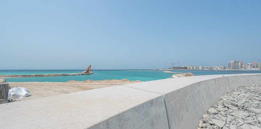 Terrain à Jumeirah, Dubai, 3700.61 m², № 137317