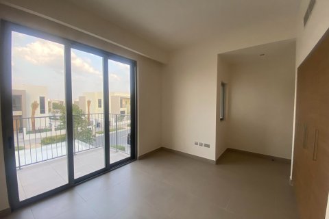 Villa in Dubai Hills Estate, Dubai 5 bedrooms, 348.39 sq.m. № 137318 - photo 12